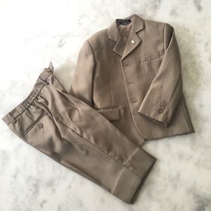 Boy’s suit